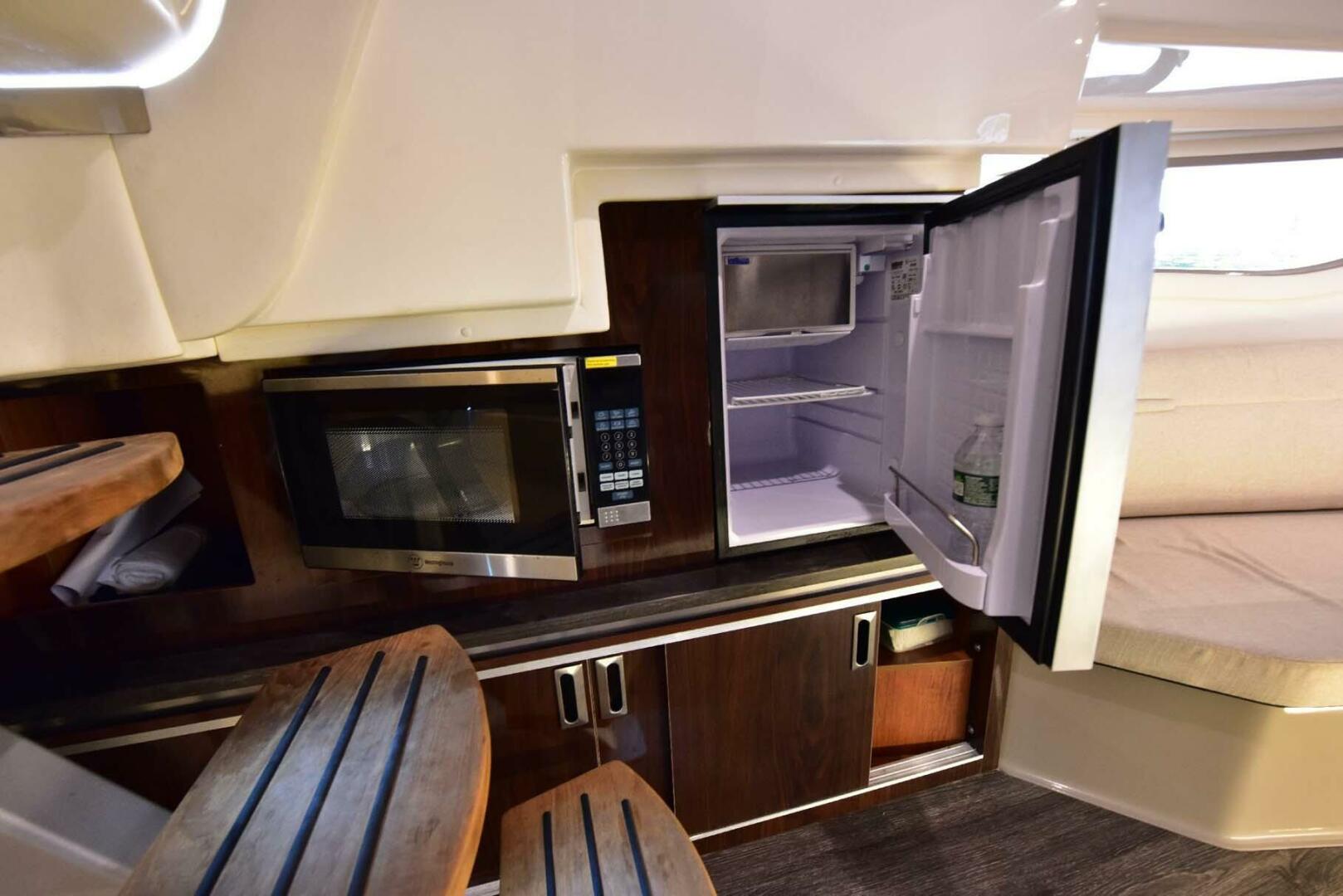 Sea Ray-320 Sundancer 2019-Rent Roll Lighthouse Point-Florida-United States-4580360 | Thumbnail