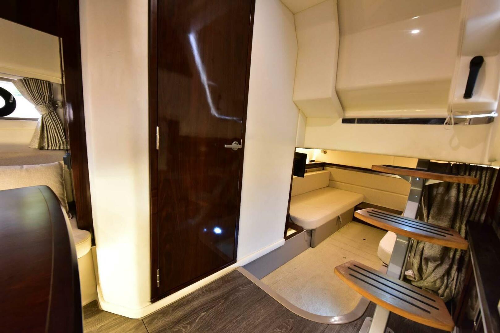 Sea Ray-320 Sundancer 2019-Rent Roll Lighthouse Point-Florida-United States-4580356 | Thumbnail