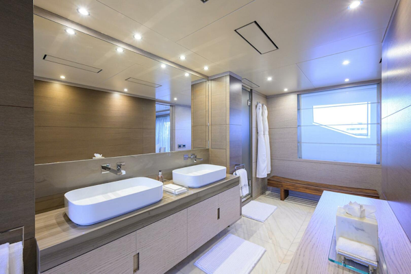 Benetti-132 Classic Supreme 2016 -Nassau-Bahamas-Benetti 132  Cofina  Interior Head-4581824