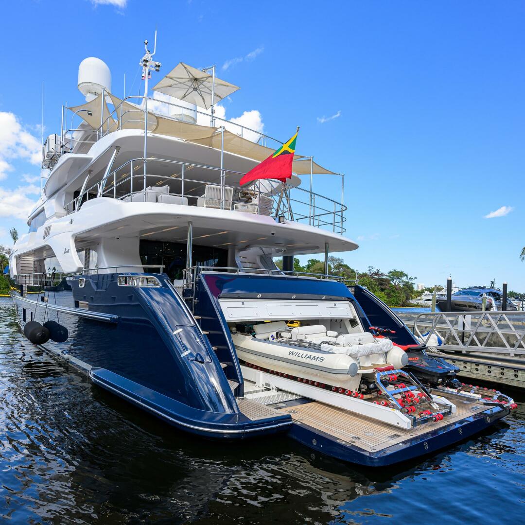 Benetti-132 Classic Supreme 2016 -Nassau-Bahamas-Benetti 132  Cofina  Exterior Aft-4581830 | Thumbnail