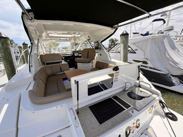 Sea Ray-350 Sundancer Coupe 2018-Bay Dog Edgewater-Maryland-United States-4582948