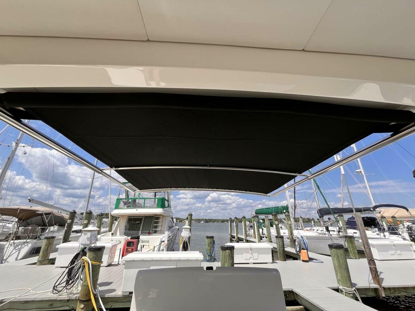 Sea Ray-350 Sundancer Coupe 2018-Bay Dog Edgewater-Maryland-United States-4582972 | Thumbnail