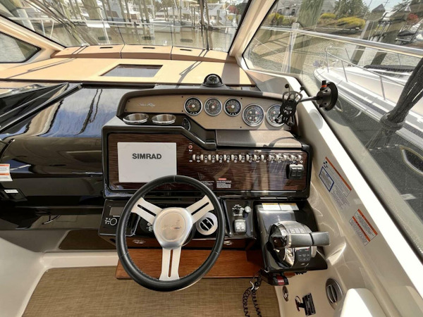 Sea Ray-350 Sundancer Coupe 2018-Bay Dog Edgewater-Maryland-United States-4582971