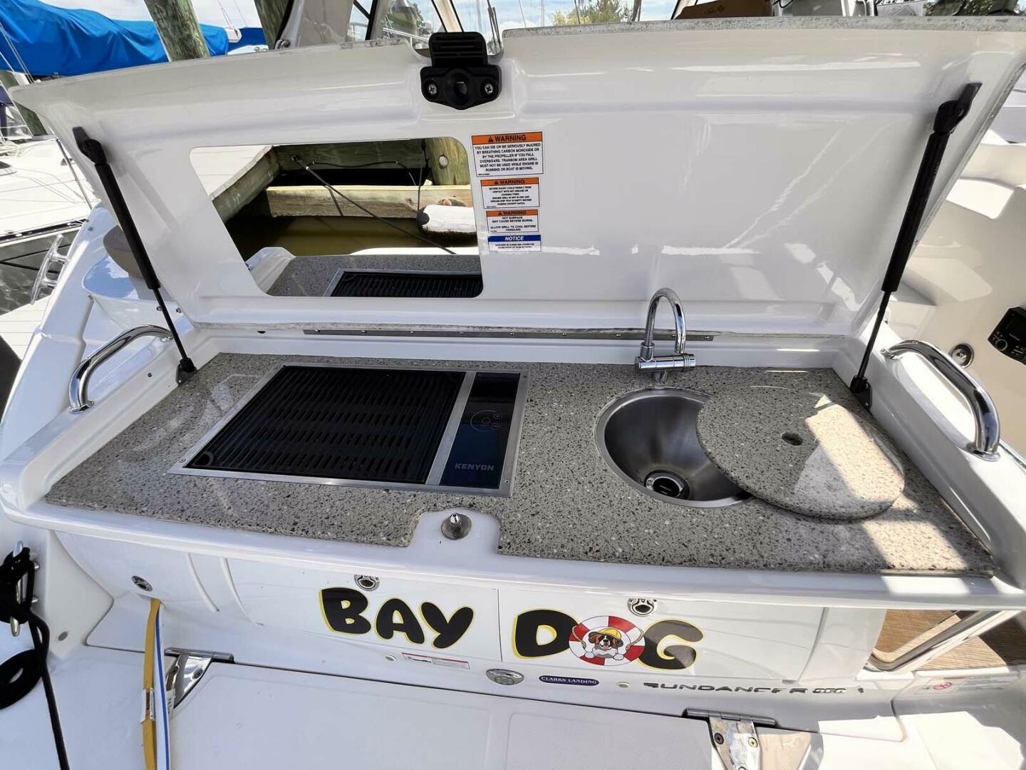 Sea Ray-350 Sundancer Coupe 2018-Bay Dog Edgewater-Maryland-United States-4582953 | Thumbnail