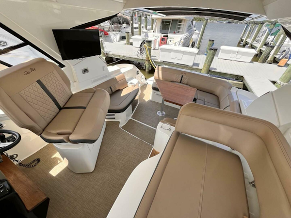 Sea Ray-350 Sundancer Coupe 2018-Bay Dog Edgewater-Maryland-United States-4582958