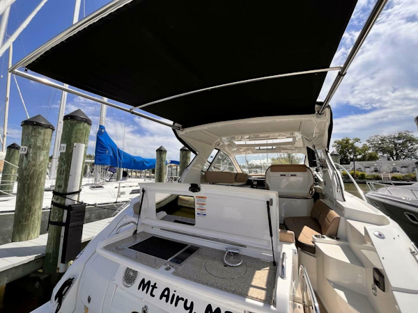 Sea Ray-350 Sundancer Coupe 2018-Bay Dog Edgewater-Maryland-United States-4582973