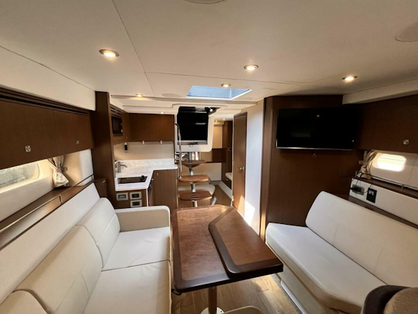 Sea Ray-350 Sundancer Coupe 2018-Bay Dog Edgewater-Maryland-United States-4582999
