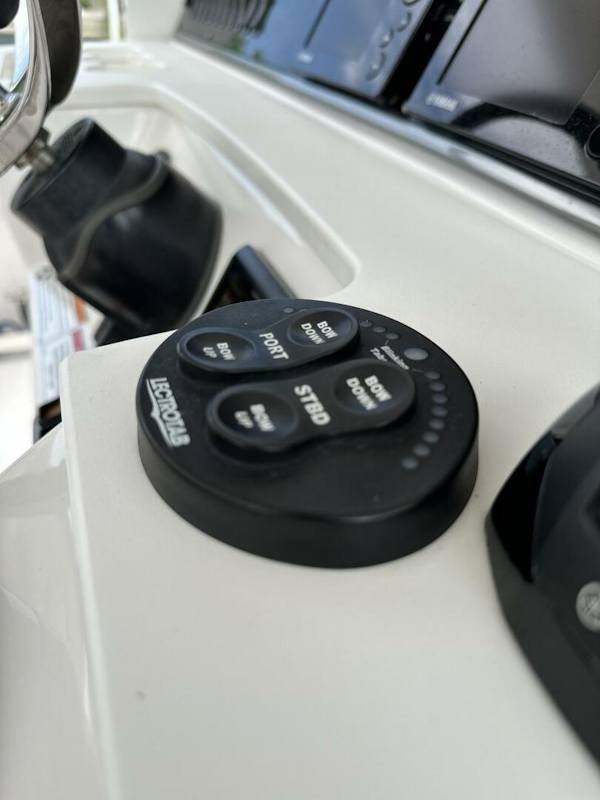 Everglades 2017-43 2017 Everglades Center Console stuart-Florida-United States-4583972