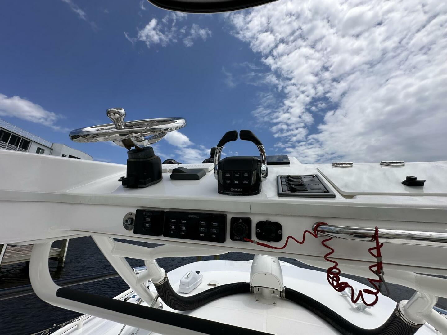 Everglades 2017-43 2017 Everglades Center Console stuart-Florida-United States-4583993 | Thumbnail