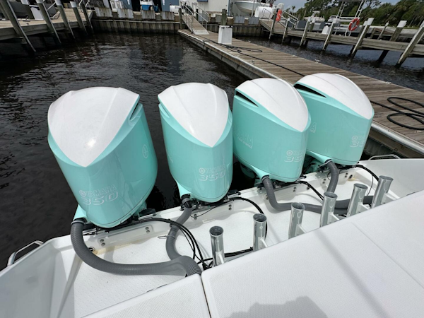 Everglades 2017-43 2017 Everglades Center Console stuart-Florida-United States-4583965