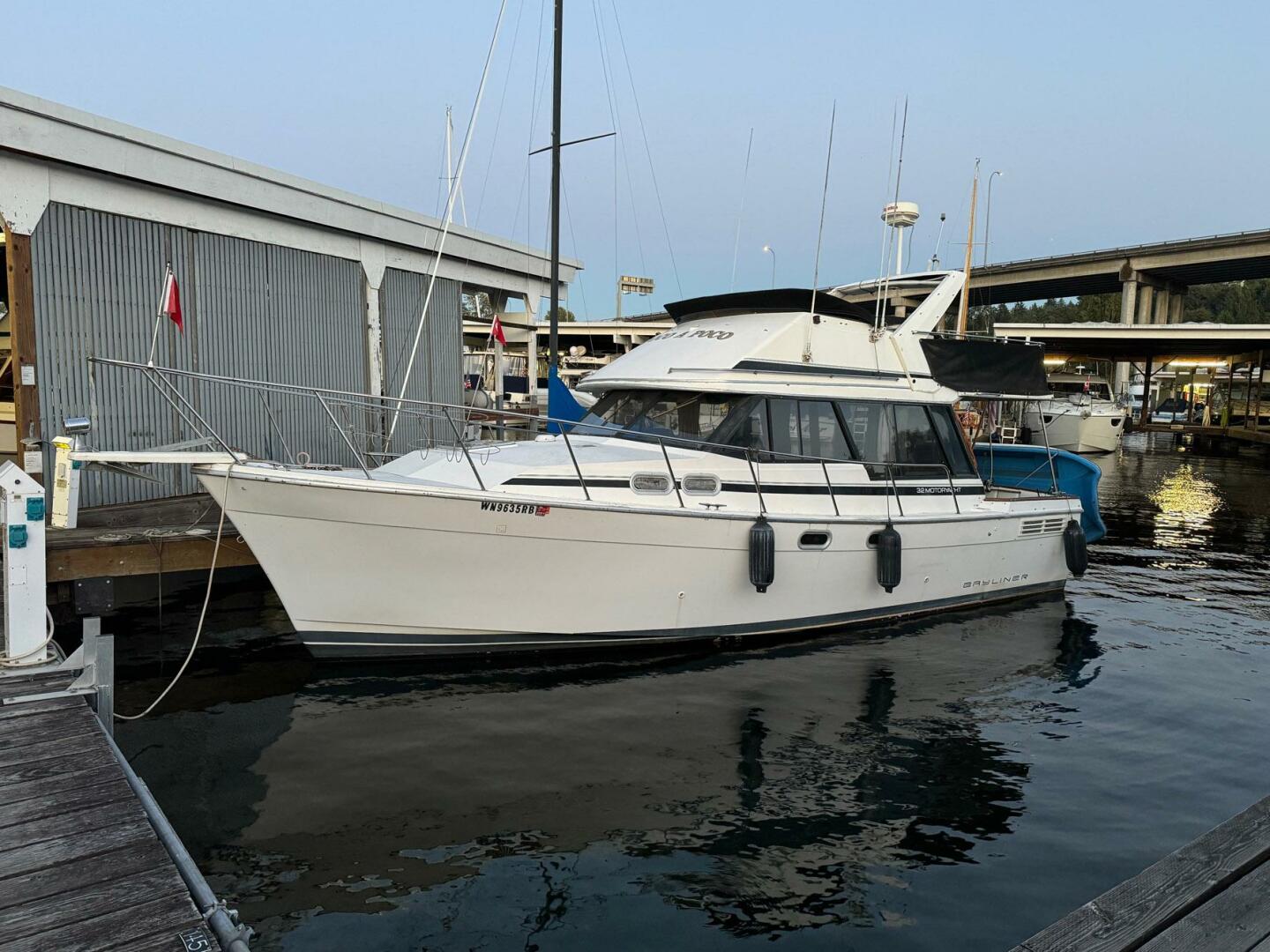 Bayliner-3288 Motoryacht 1991-Poco A Poco Seattle-Washington-United States-4586530 | Thumbnail
