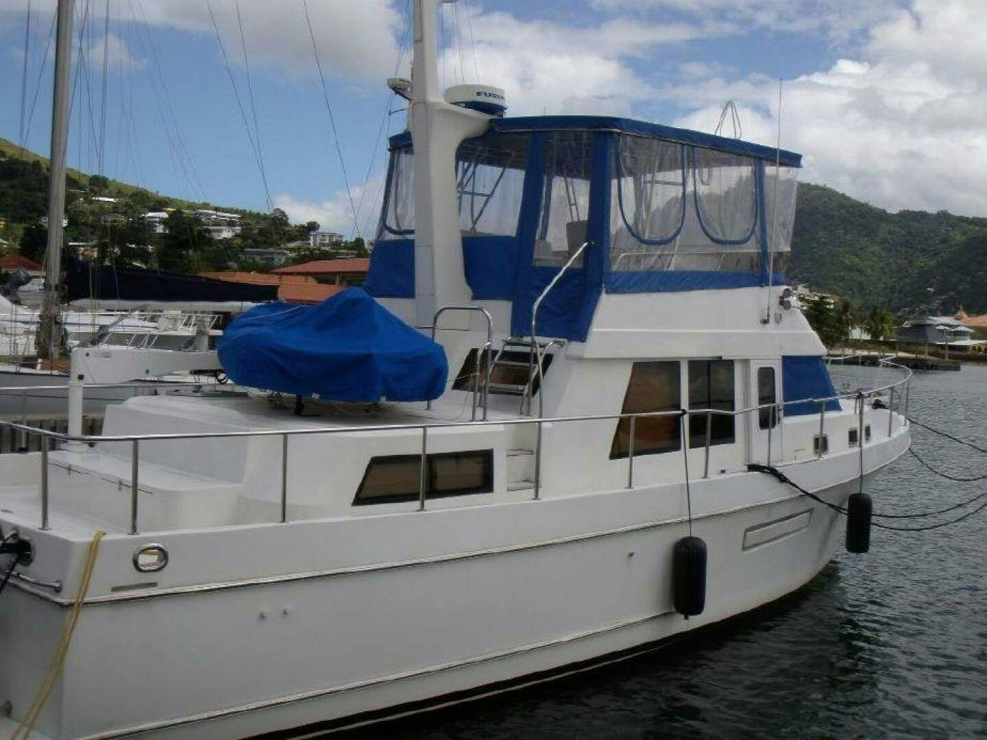 Ocean Alexander 2005 -Unknown-6211254_20170420161243974_1_XLARGE.jpg-4665796