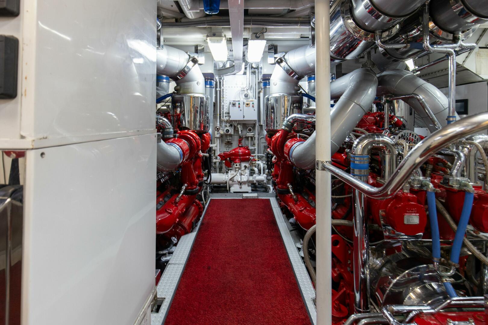 Feadship-116 Sport Fisher 1989-Boss Orange Beach-Alabama-United States-1989 116 Feadship Boss Engine Room-4694871 | Thumbnail