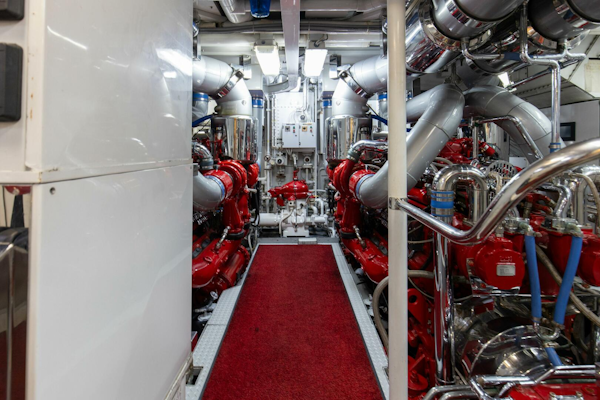 Feadship-116 Sport Fisher 1989-Boss Orange Beach-Alabama-United States-1989 116 Feadship Boss Engine Room-4694871