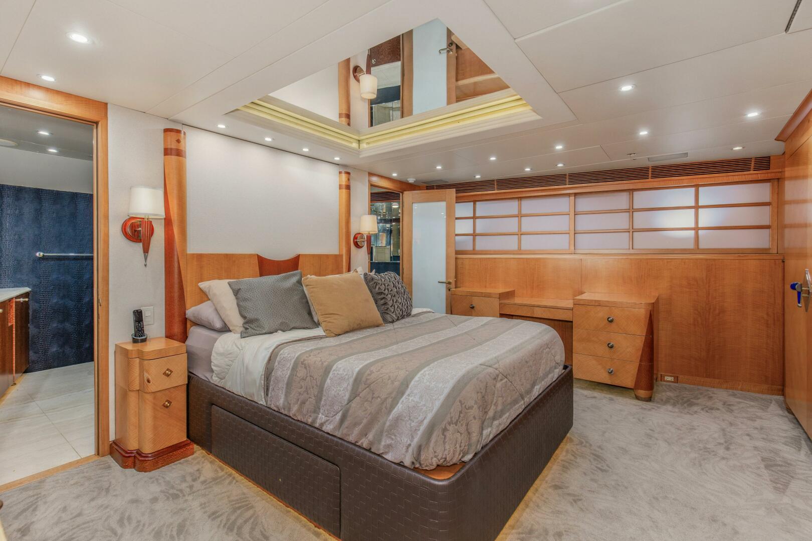 Feadship-116 Sport Fisher 1989-Boss Orange Beach-Alabama-United States-1989 116 Feadship Boss Master Stateroom -4694822 | Thumbnail