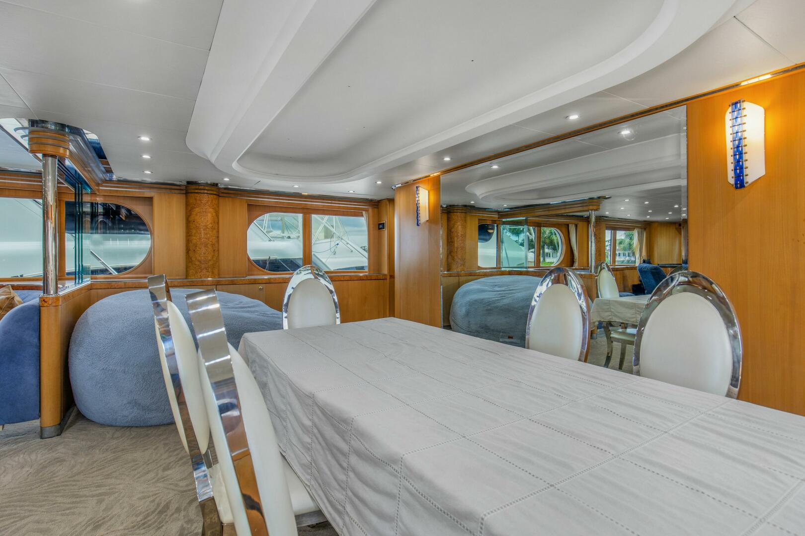 Feadship-116 Sport Fisher 1989-Boss Orange Beach-Alabama-United States-1989 116 Feadship Boss Dining Room -4694777 | Thumbnail