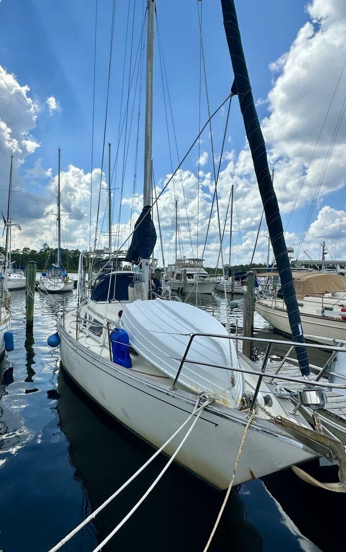 S2-11.0C 1984-GRACE New Bern-North Carolina-United States-4612929