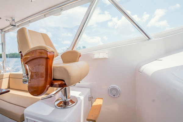 Winter Custom Yachts-38 Express 2012-HERE FISHY FISHY Fort Lauderdale-Florida-United States-4623278