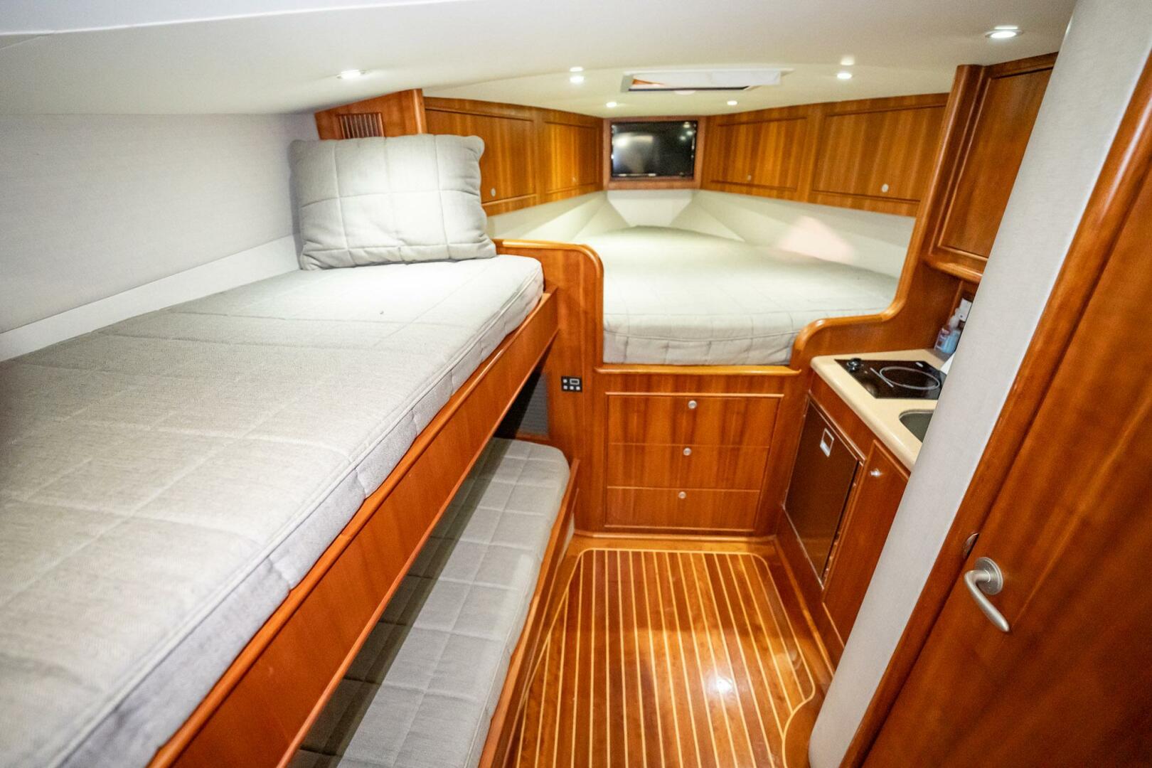 Winter Custom Yachts-38 Express 2012-HERE FISHY FISHY Fort Lauderdale-Florida-United States-4623260 | Thumbnail