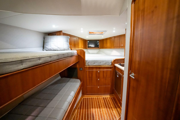 Winter Custom Yachts-38 Express 2012-HERE FISHY FISHY Fort Lauderdale-Florida-United States-4623258