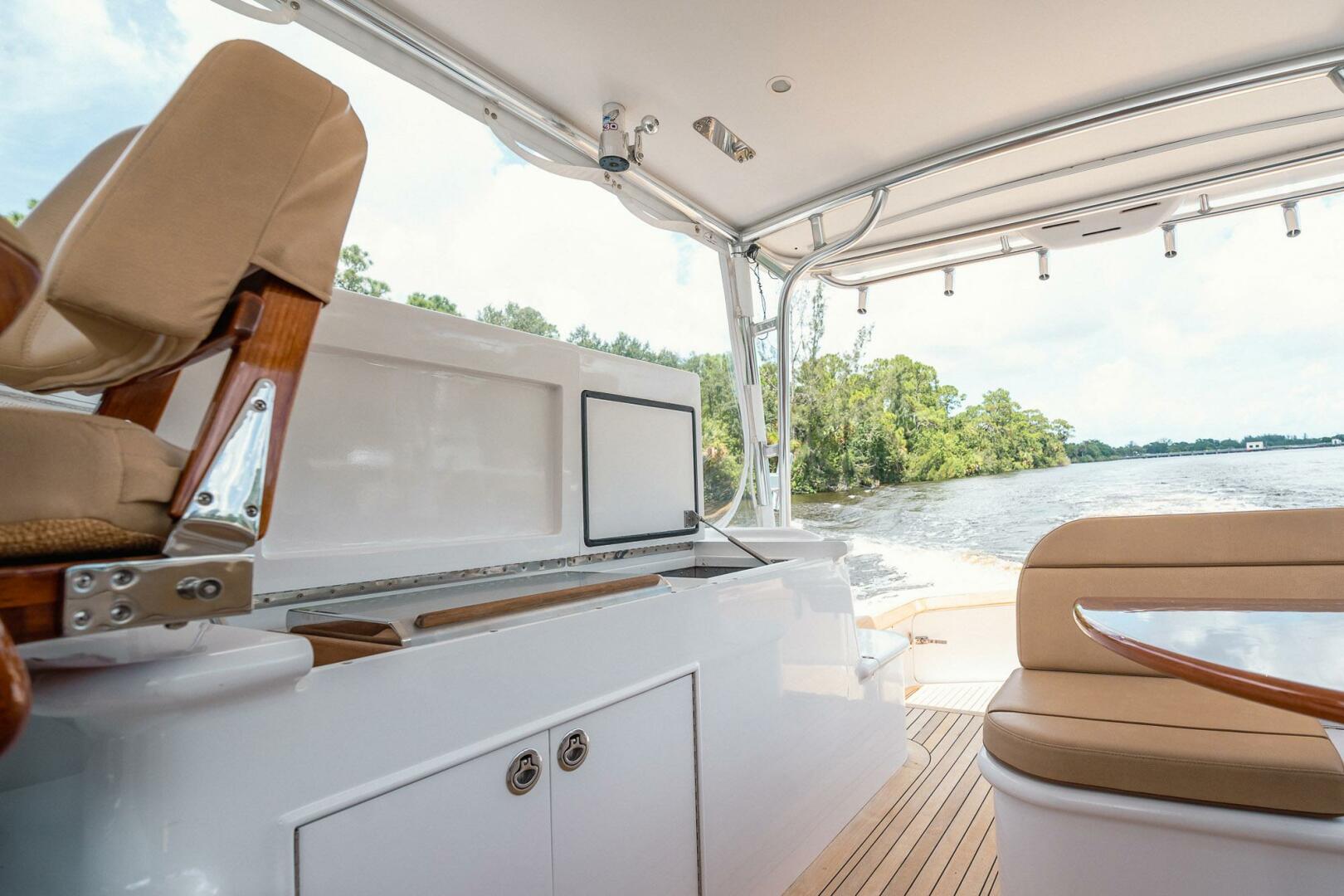 Winter Custom Yachts-38 Express 2012-HERE FISHY FISHY Fort Lauderdale-Florida-United States-4623288 | Thumbnail