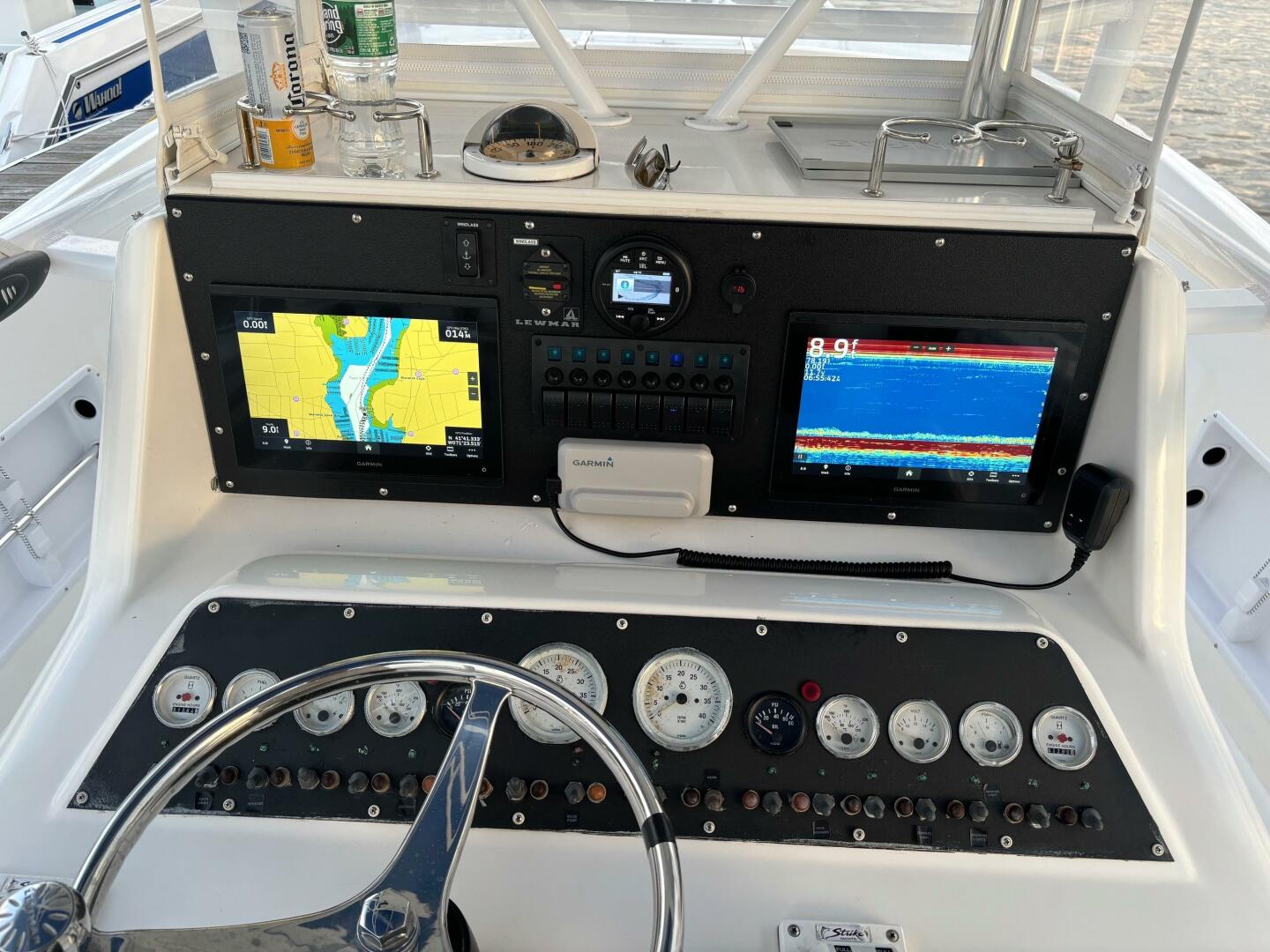 Strike-Center Console 2000 -Warwick-Rhode Island-United States-4626677 | Thumbnail