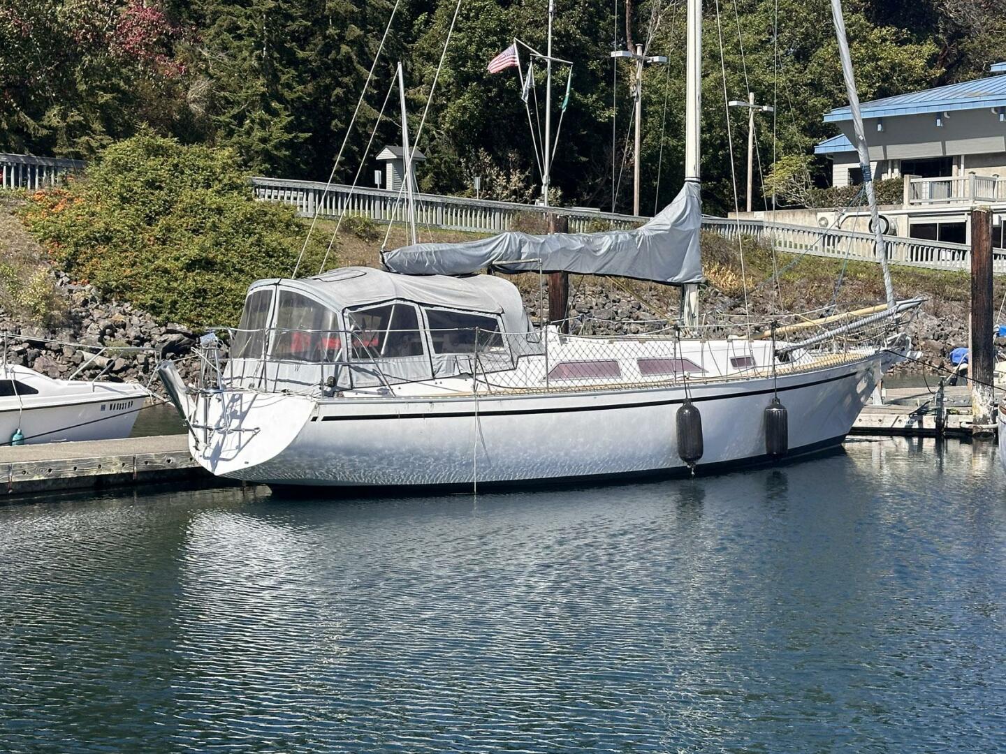 Custom-Whiting Yachts 40 1985-Amberin Sequim-Washington-United States-4628003 | Thumbnail