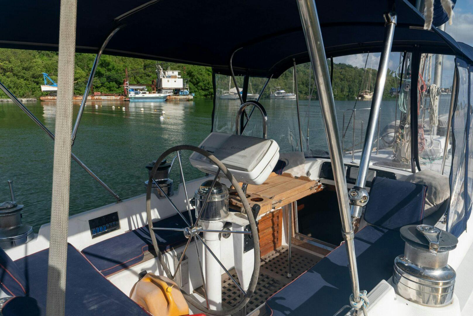 Hylas 1990 -Grenada-1990-hylas-51-sail-9525750-20240902113857646-1_XLARGE.jpg-4671294
