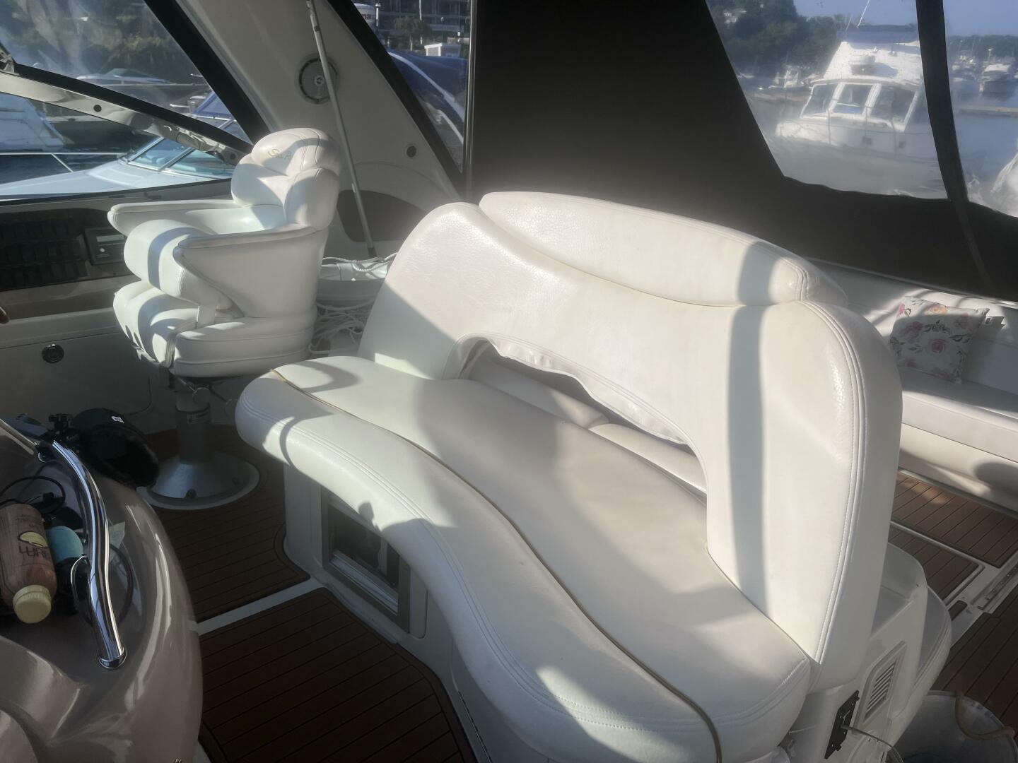 Sea Ray 2000-PHANTOM Amesbury-Massachusetts-United States-Bench Seat & Capt Chair-4634531 | Thumbnail
