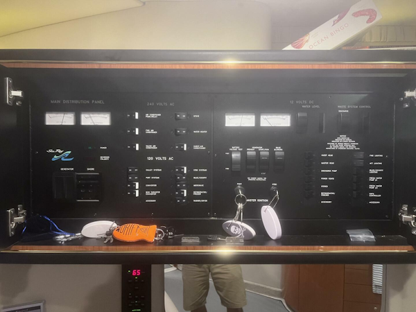 Sea Ray 2000-PHANTOM Amesbury-Massachusetts-United States-Electrical Panel-4634547