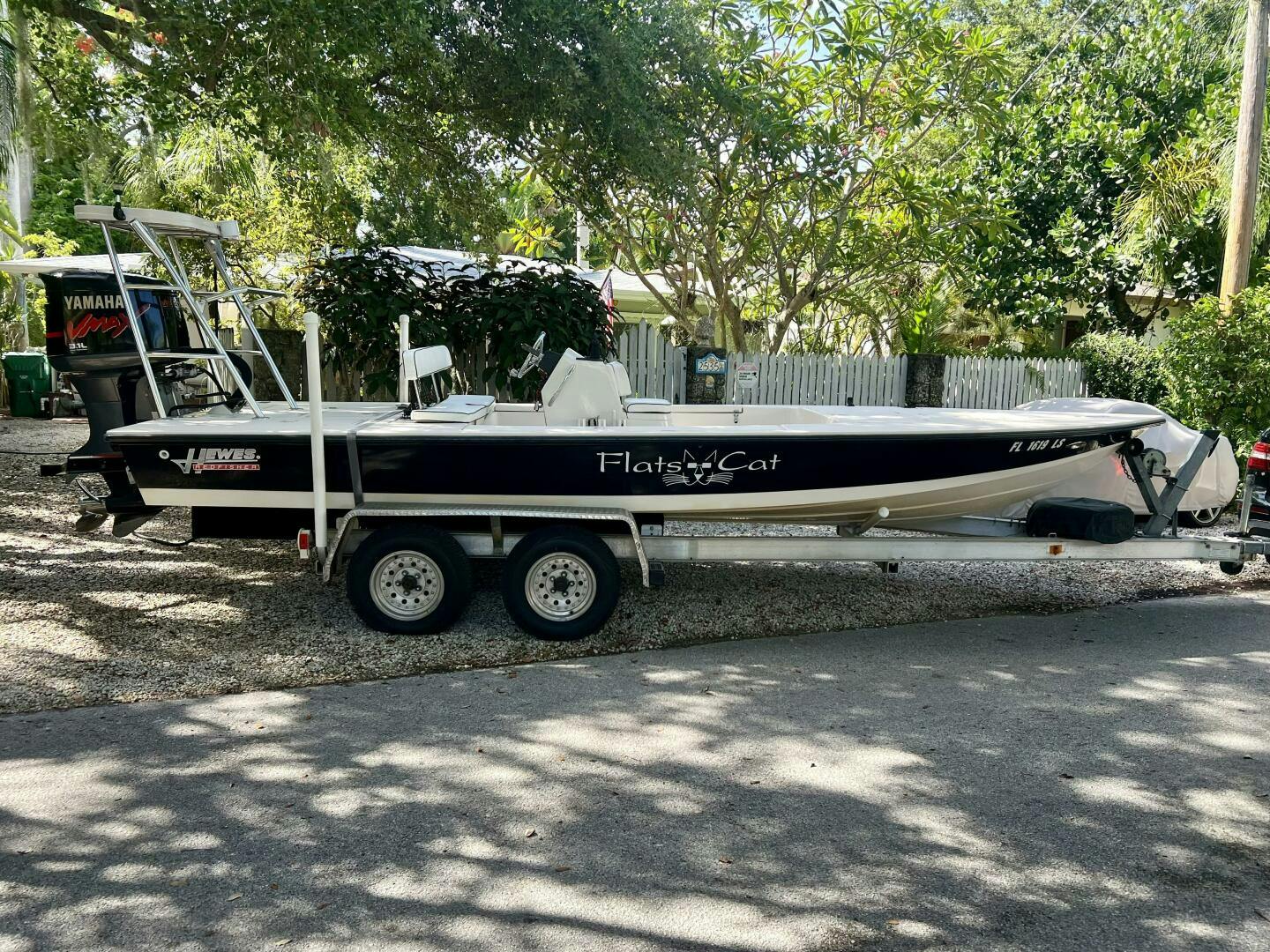 Hewes 2001 -Coconut Grove-Florida-United States-4644066