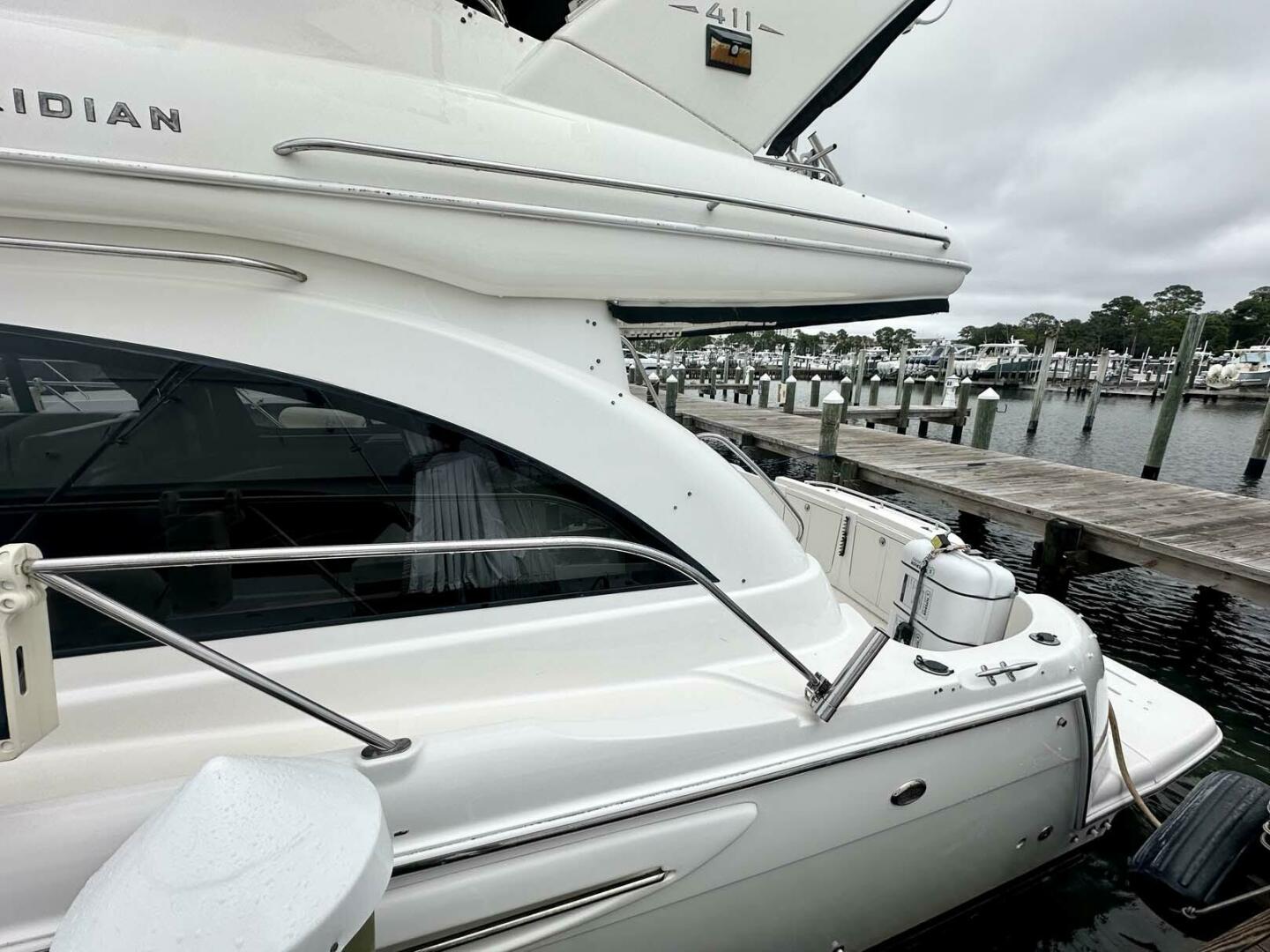 Meridian-411 Sedan 2007-Losing All Control Miramar-Florida-United States-4652907 | Thumbnail