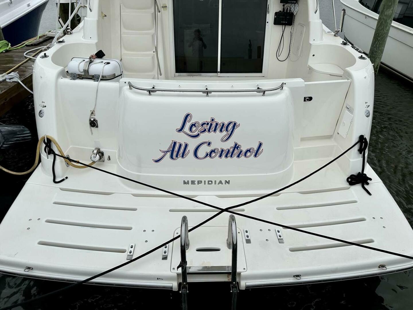 Meridian-411 Sedan 2007-Losing All Control Miramar-Florida-United States-4652906 | Thumbnail