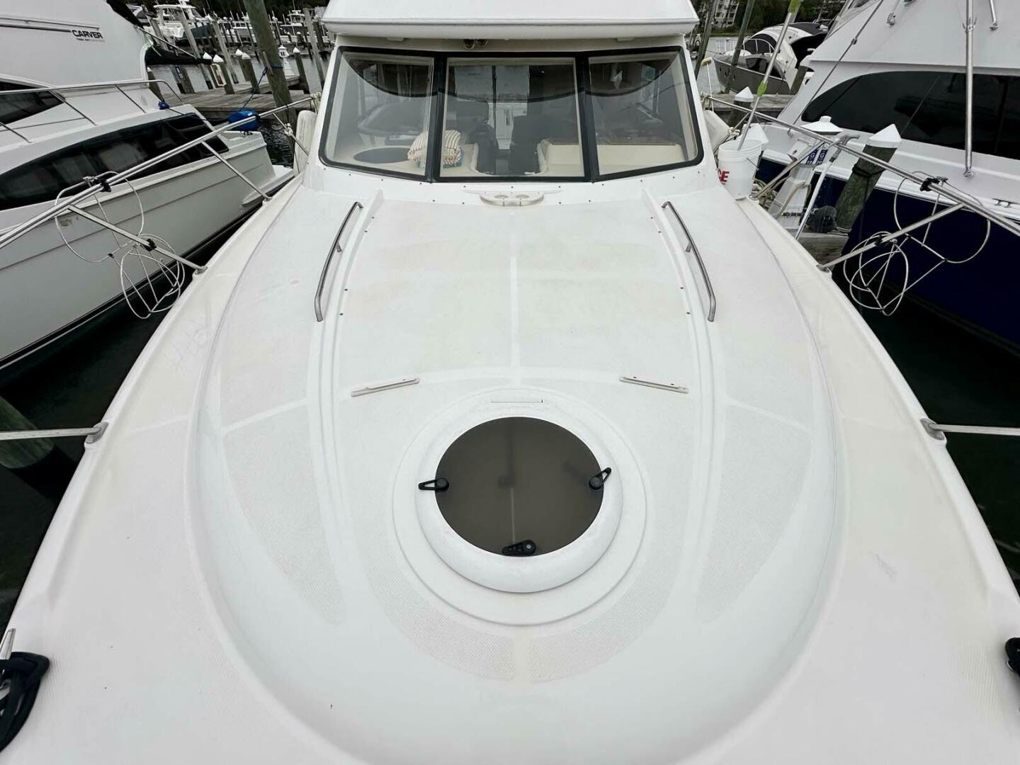 Meridian-411 Sedan 2007-Losing All Control Miramar-Florida-United States-4652914 | Thumbnail