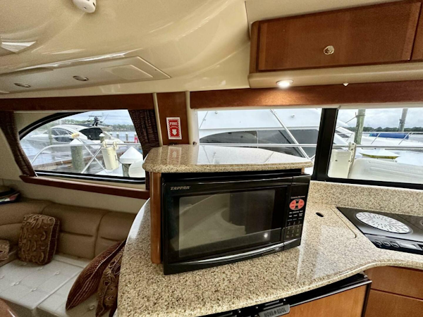 Meridian-411 Sedan 2007-Losing All Control Miramar-Florida-United States-4652920