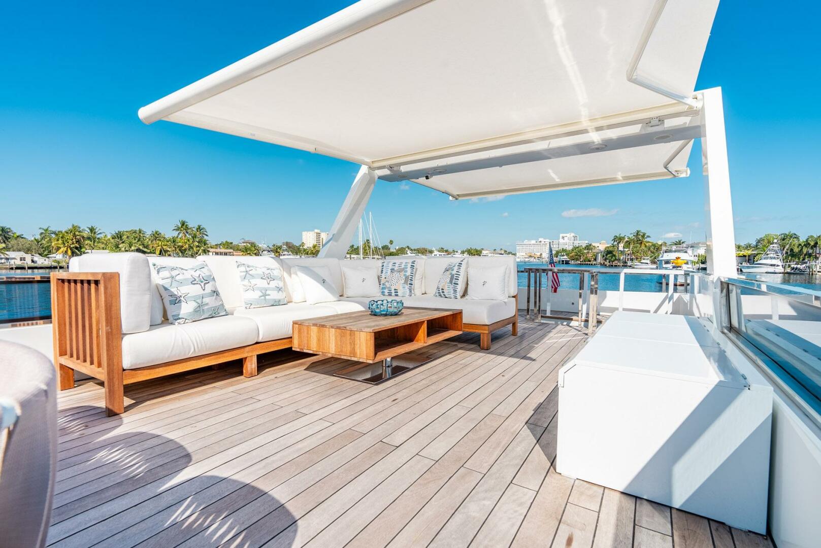 Reina Boats-44DR 2023 -Fort Lauderdale-Florida-United States-4659044 | Thumbnail