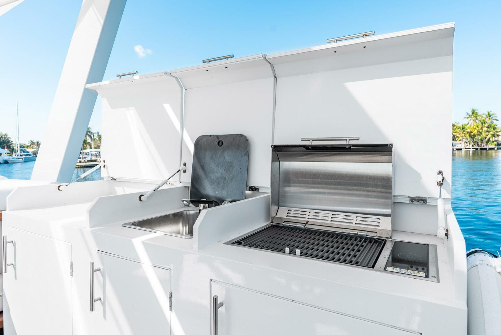Reina Boats-44DR 2023 -Fort Lauderdale-Florida-United States-4659045 | Thumbnail