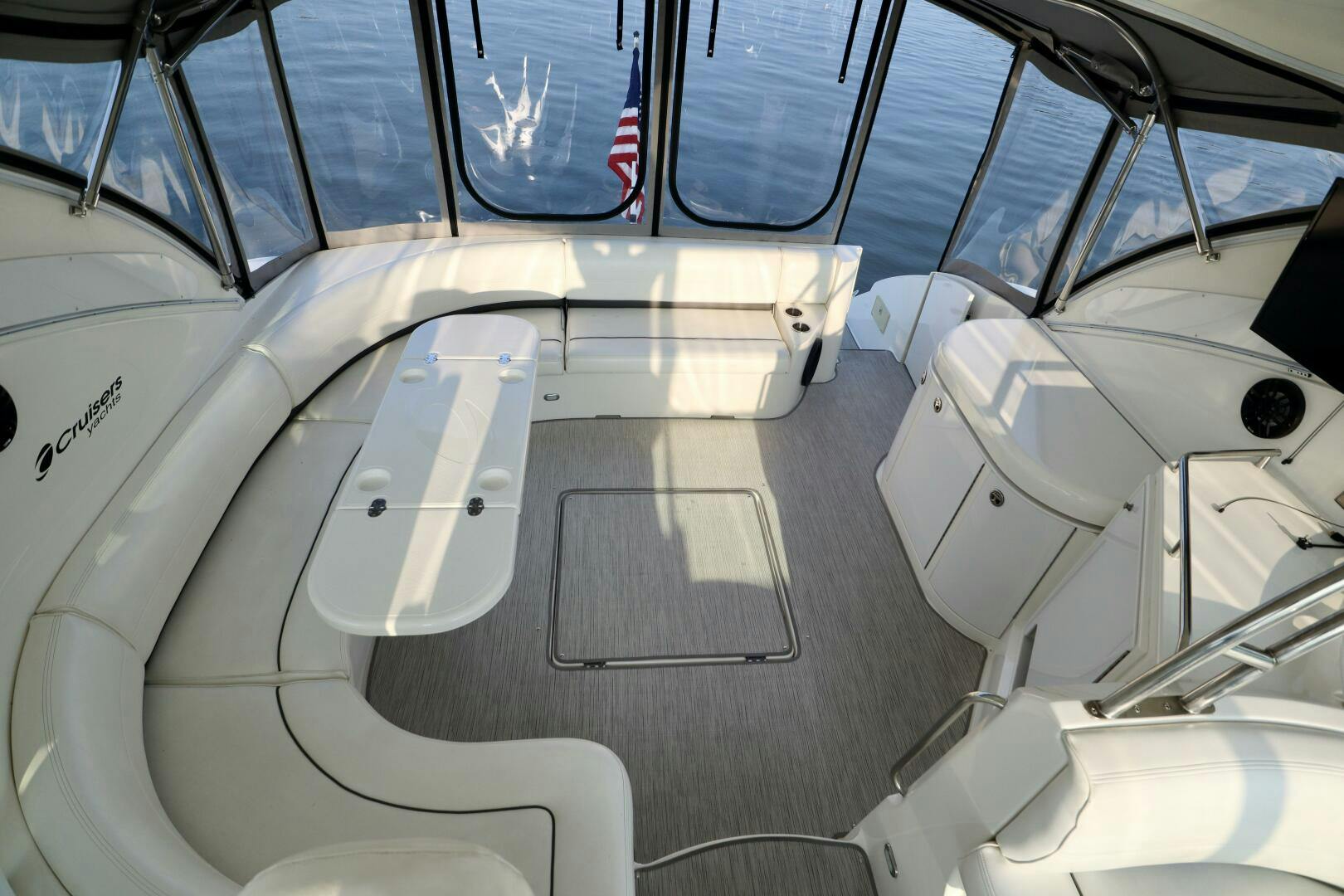 Cruisers Yachts-520 Express 2005 -Grand Haven-Michigan-United States-4681402