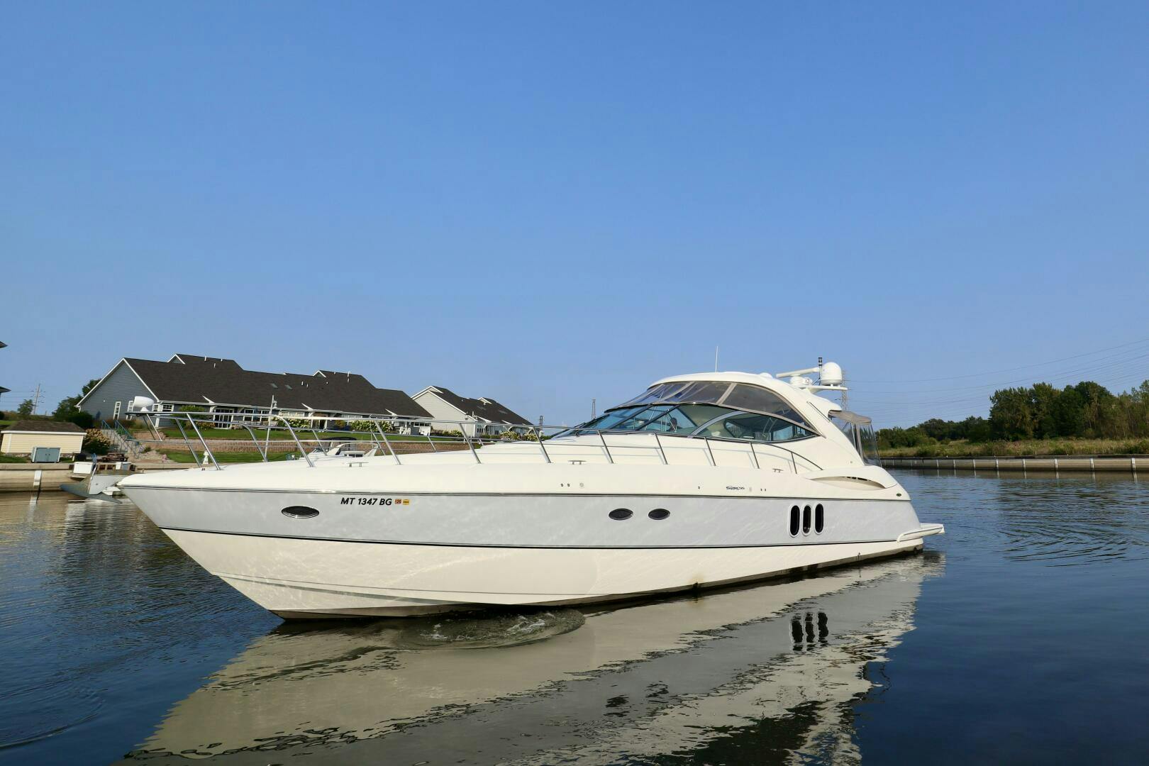 Cruisers Yachts-520 Express 2005 -Grand Haven-Michigan-United States-4681373