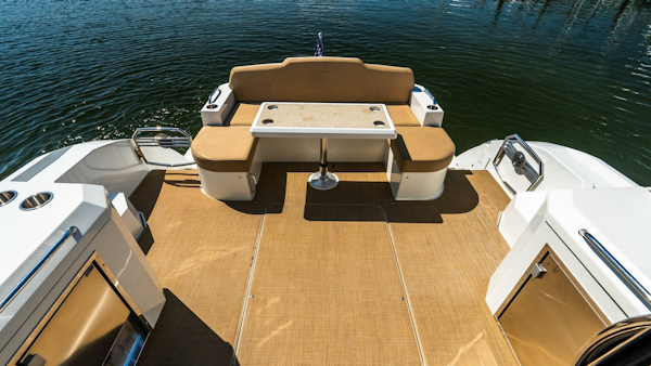 Cruisers-48 Cantius 2013 -Freeport-New York-United States-4681923
