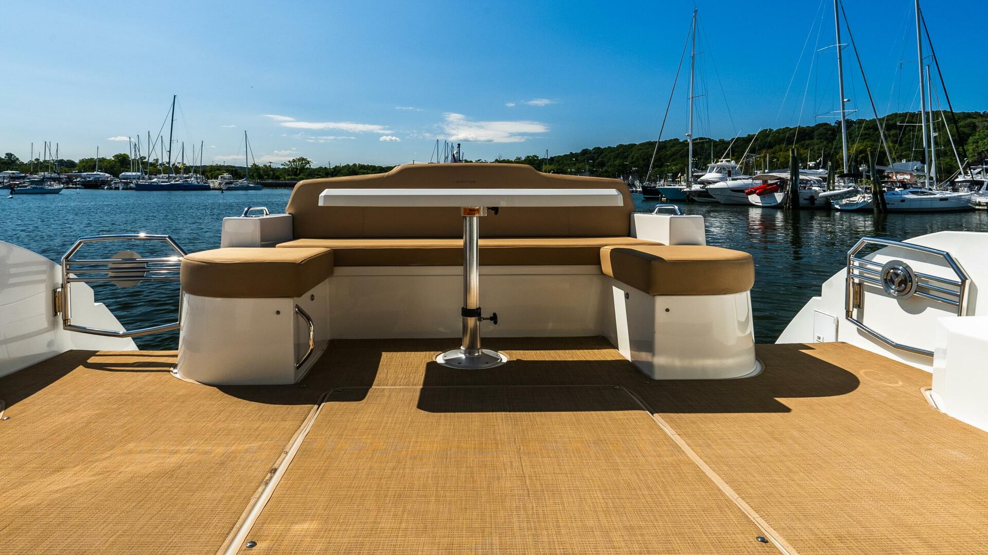 Cruisers-48 Cantius 2013 -Freeport-New York-United States-4681924 | Thumbnail