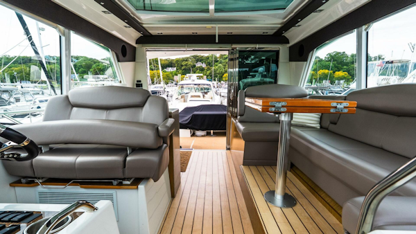 Cruisers-48 Cantius 2013 -Freeport-New York-United States-5683903