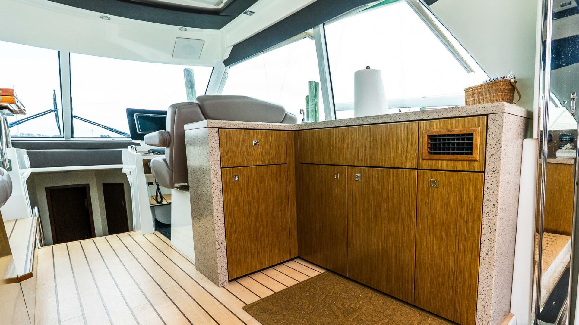 Cruisers-48 Cantius 2013 -Freeport-New York-United States-5683907 | Thumbnail