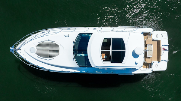 Cruisers-48 Cantius 2013 -Freeport-New York-United States-4681920
