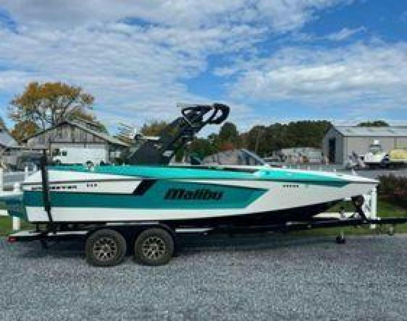 Malibu-32 MXZ 2020 -Lothian-Maryland-United States-4689200