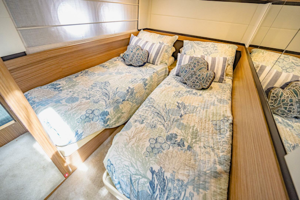 Absolute-50 Flybridge 2017-TARA Mount Pleasant-South Carolina-United States-5409682