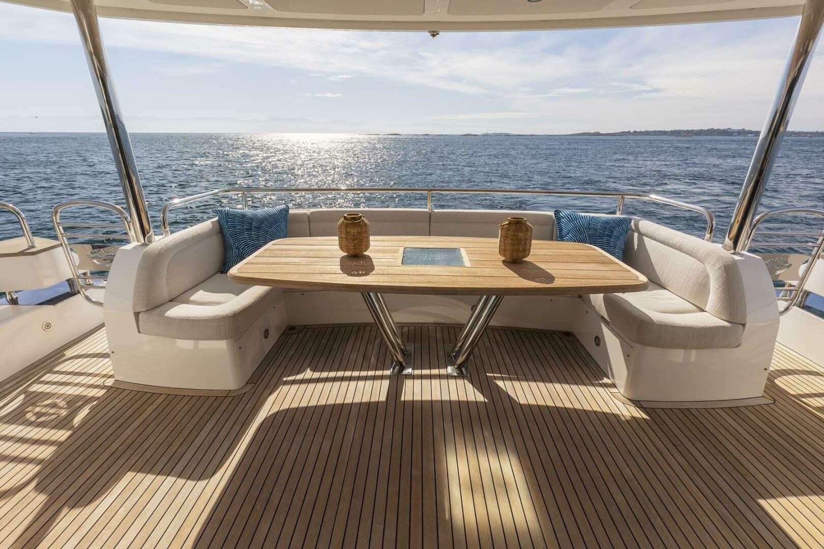 Sunseeker-95 Yacht 2017-S-Cape Victoria-British Columbia-Canada-4721873 | Thumbnail