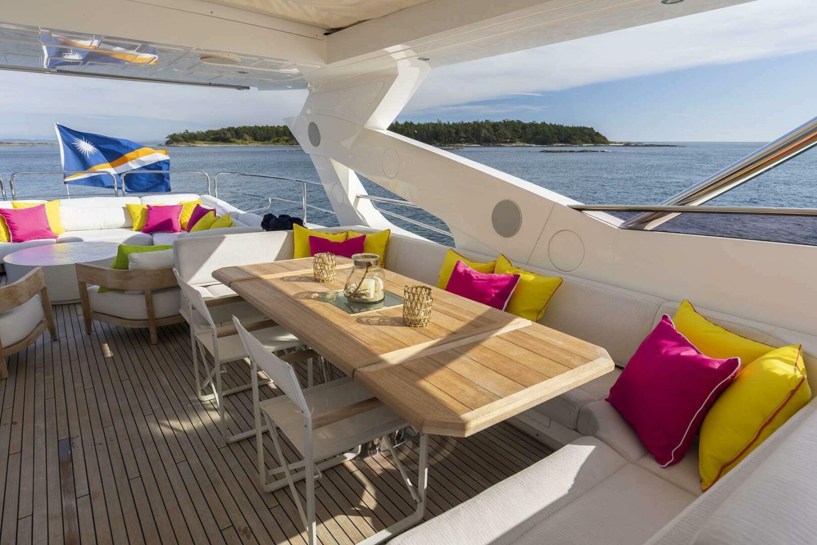 Sunseeker-95 Yacht 2017-S-Cape Victoria-British Columbia-Canada-4721922 | Thumbnail