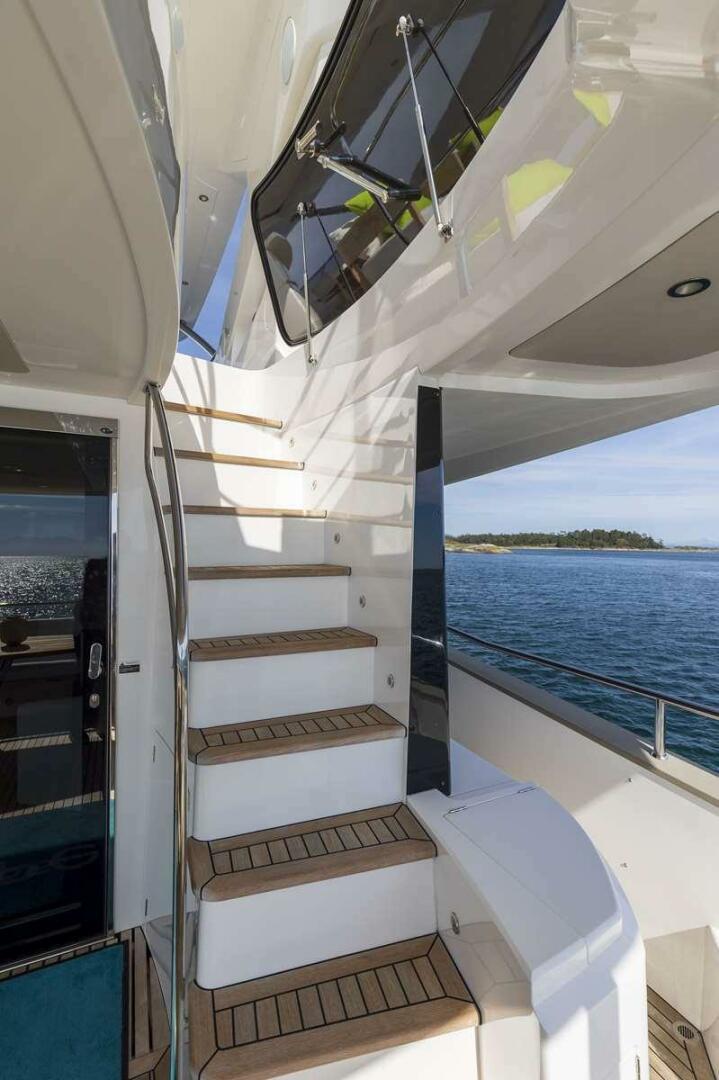 Sunseeker-95 Yacht 2017-S-Cape Victoria-British Columbia-Canada-4721915 | Thumbnail