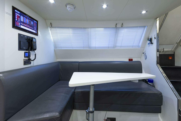 Sunseeker-95 Yacht 2017-S-Cape Victoria-British Columbia-Canada-4721928